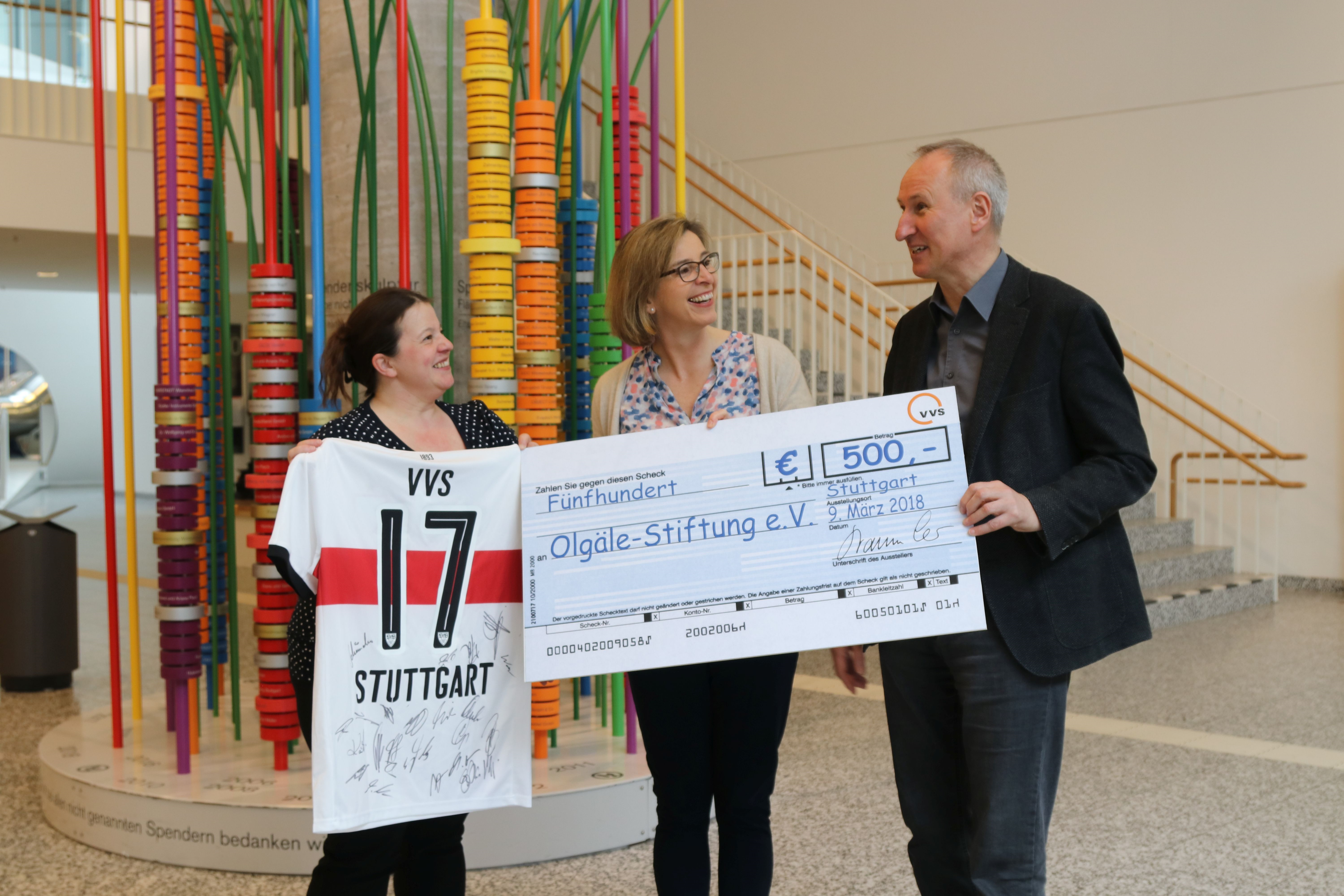 „Mitbieten und signiertes VFB Trikot ersteigern“ Aktion des VVS