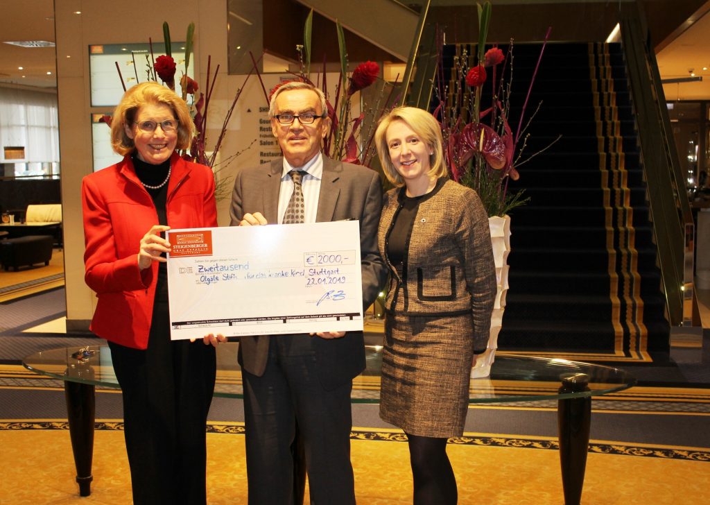 Das Steigenberger Graf Zeppelin spendet an die Olgäle Stiftung