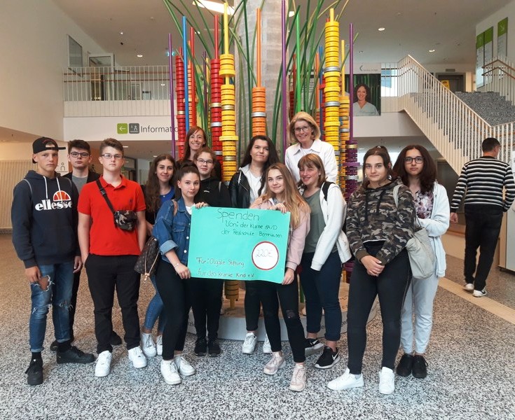 Klasse 8 d der Realschule Bernhausen spendete durch ein soziales Projekt