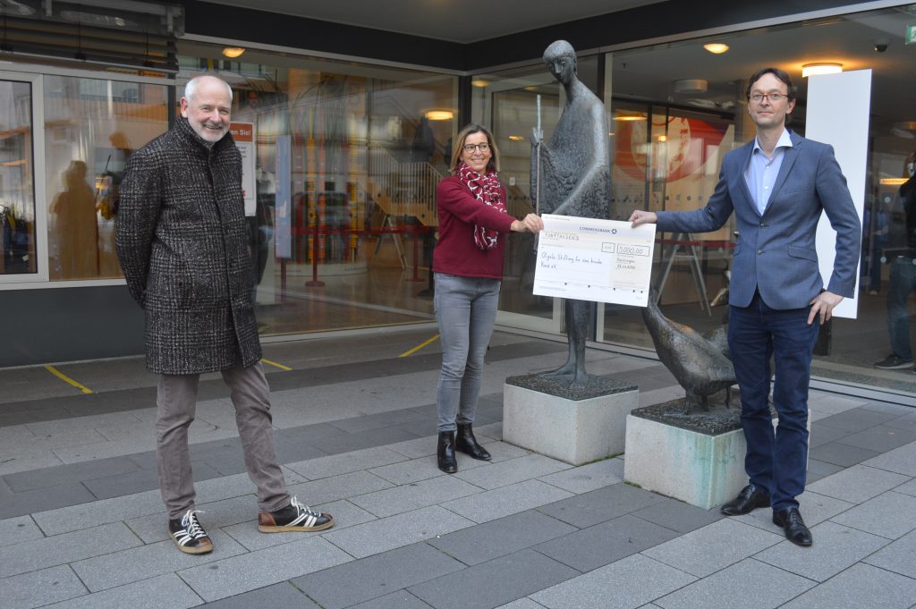 Vital-Zentrum Glotz aus Gerlingen spendet 5.000 Euro für die kranken Kinder