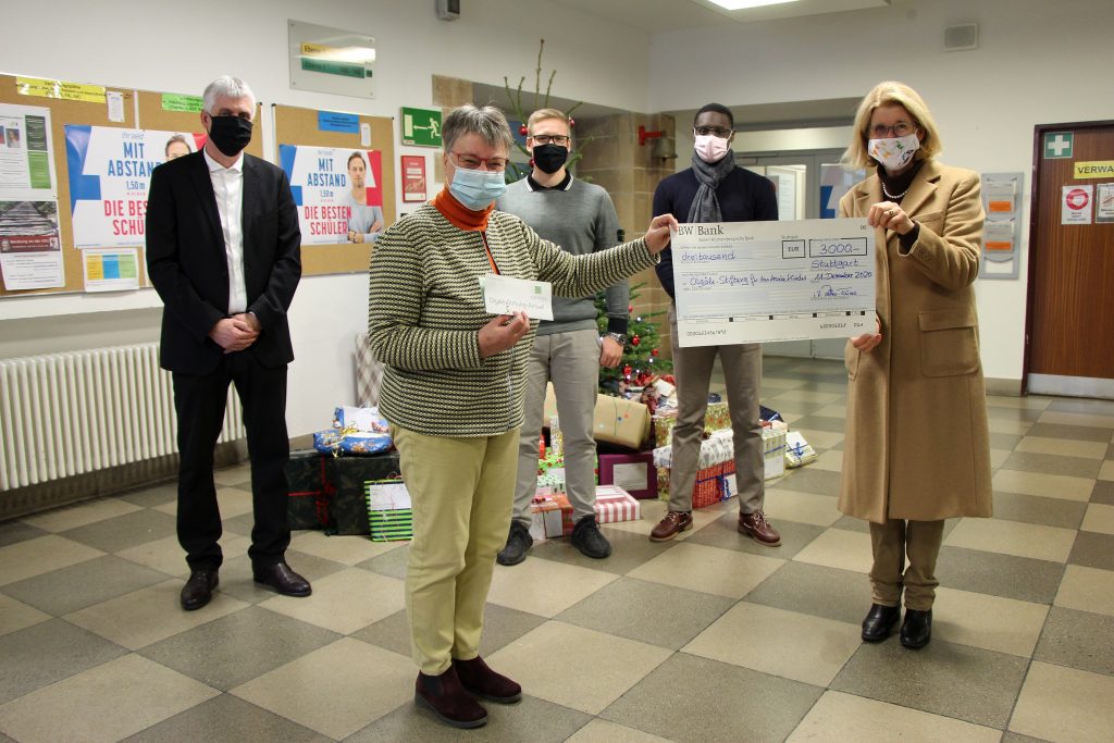 Kaufmännische Schule 1 spendet 3.000 Euro