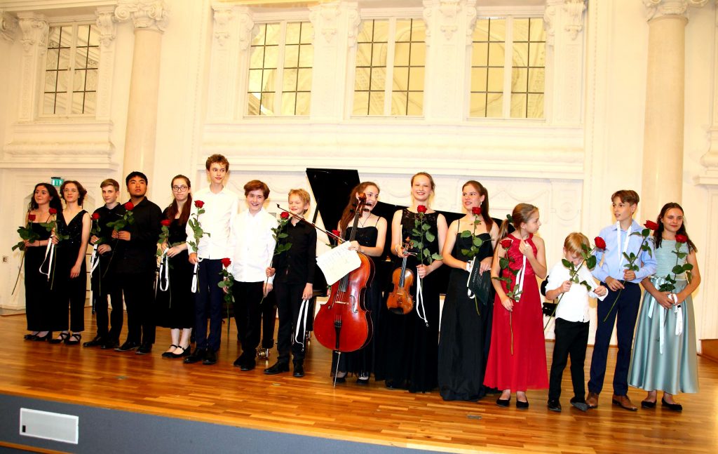 Benefizkonzert der Musikschule zugunsten der Olgäle-Stiftung (Foto: Helmut Ulrich)