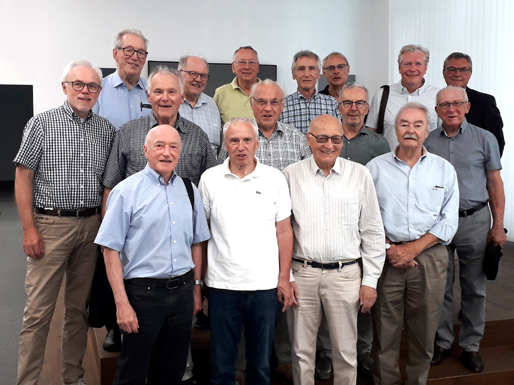 DUMENS-Freundeskreis spendet in den Vermögensgrundstock