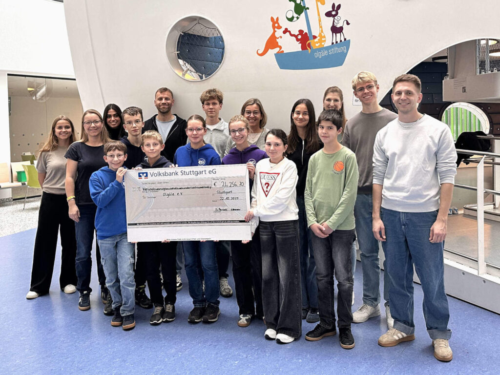 25.000 Euro für die Klinikclowns beim Schüler-Spendenlauf des KCGs