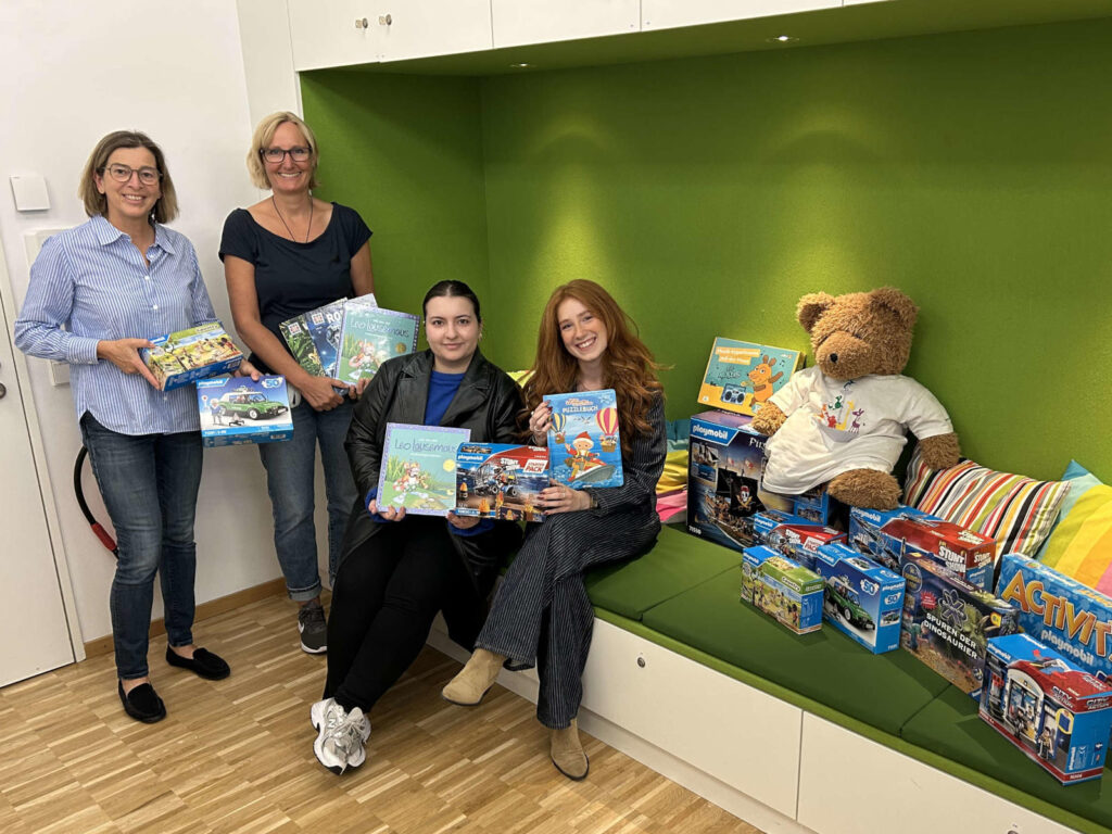 Spielzeugspende der Stuttgarter Blue Ocean Entertainment AG
