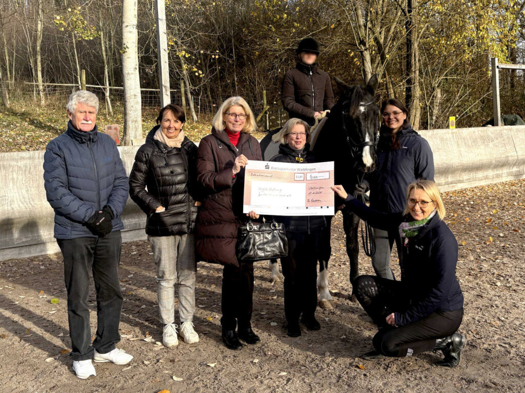 Aeroxon spendet 10.000 Euro für die Reittherapie der Kinder- und Jugendpsychiatrie